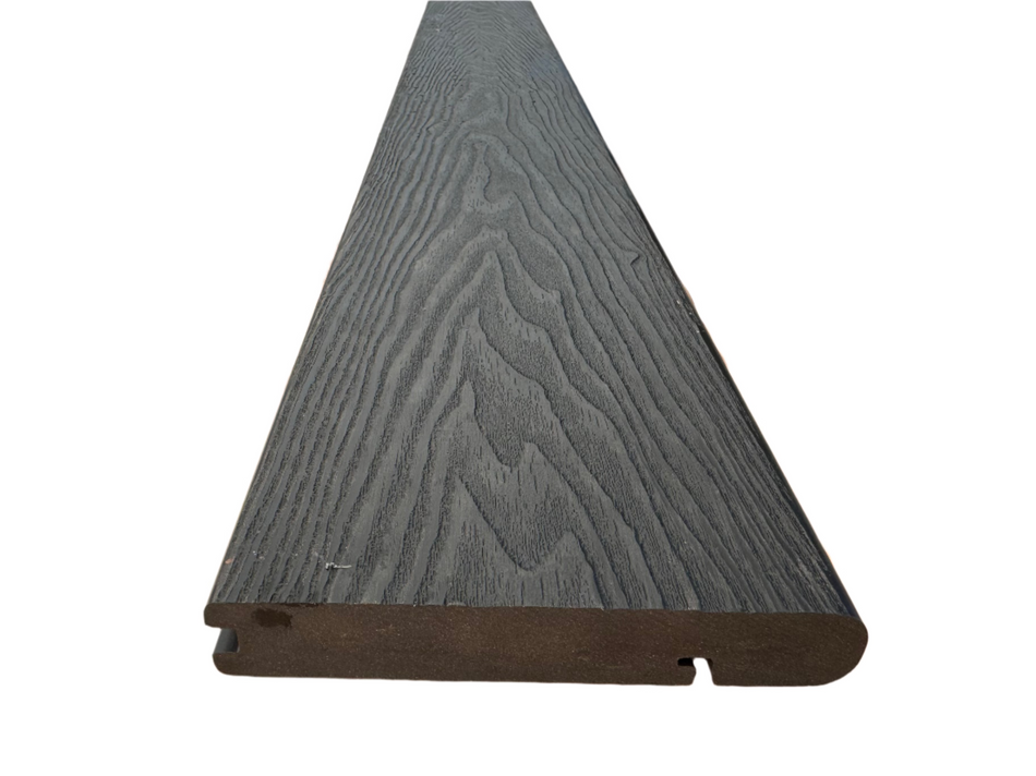 Composite Rounded Step Board, Wood Grain, One Sided, Black, 142x25 mm, 4 m (5.6x1 inch, 13.1 ft)